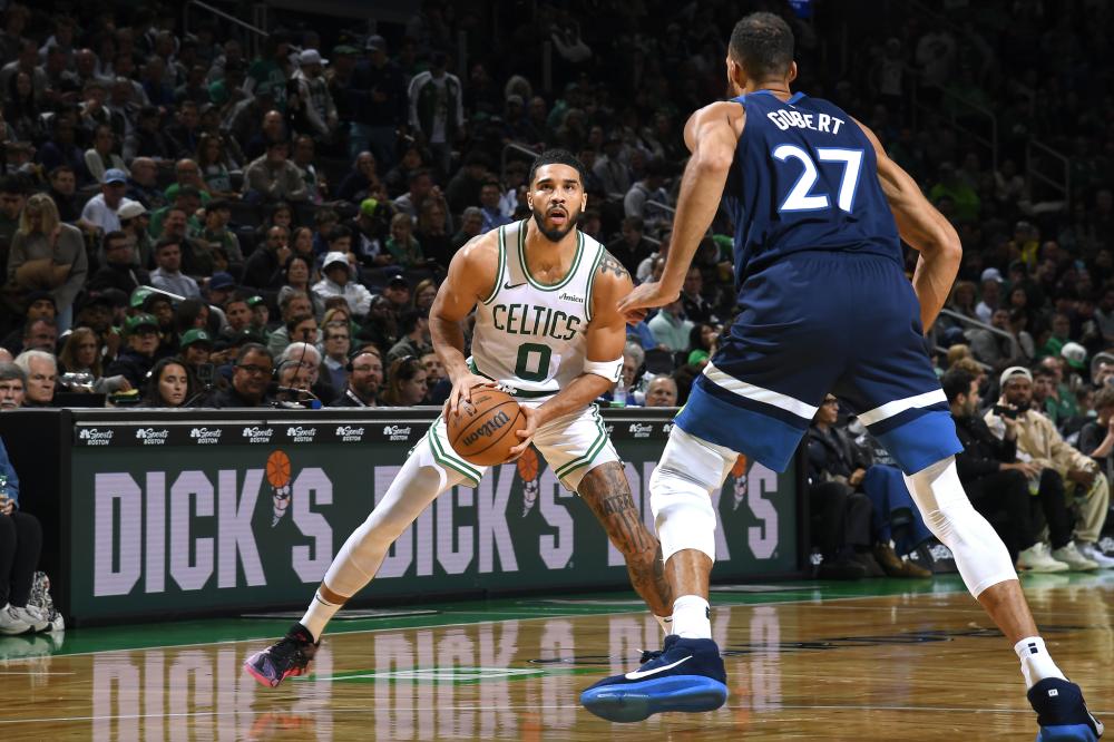 也推动了女 也推动了女