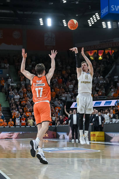 力尤为突出 力尤为突出