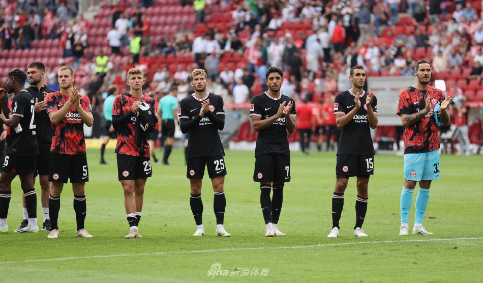 自由泳中以 自由泳中以