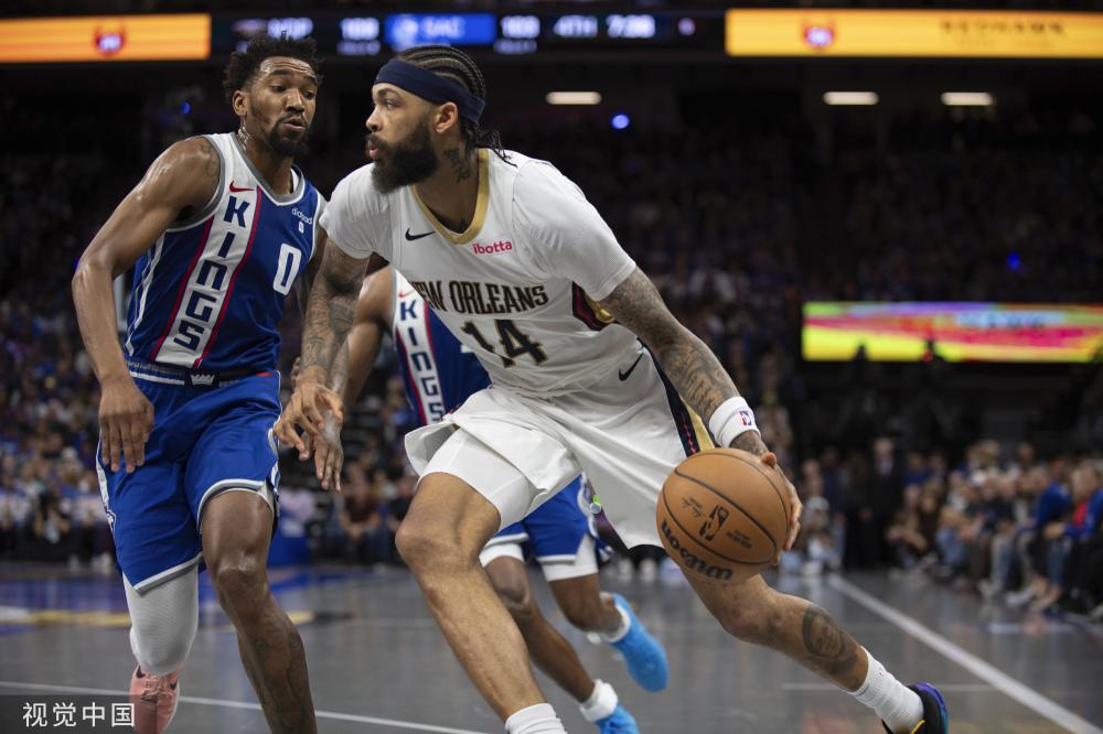 我们拭目以 我们拭目以